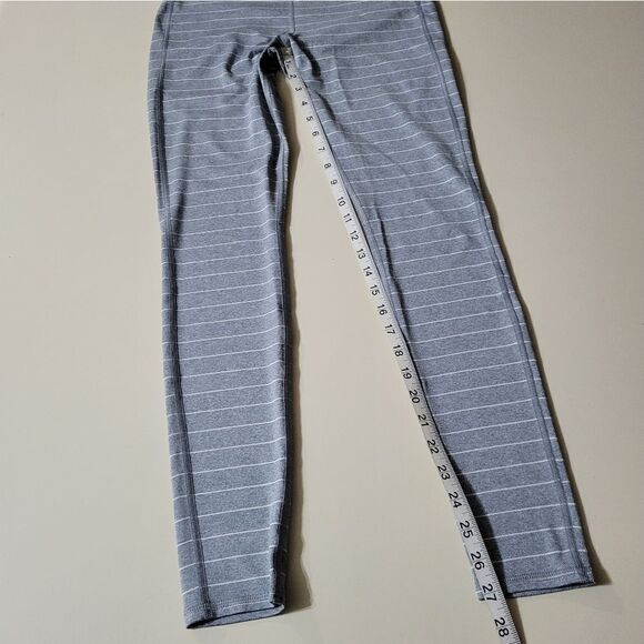Athleta Gray Stripe Salutation 7/8 Tight In POWERVITA - Picture 11 of 16